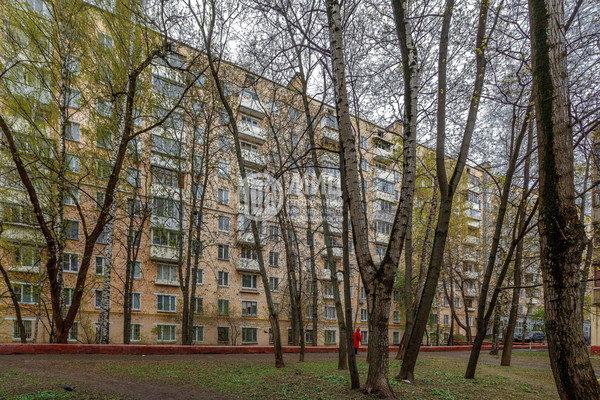 Продам двухкомнатную (2-комн.) квартиру, 16-я Парковая ул, 27, Москва г