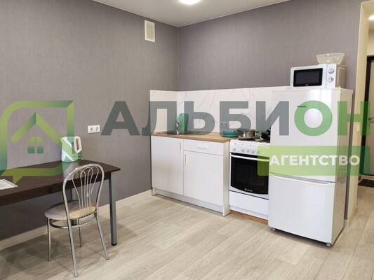Сдам однокомнатную (1-комн.) квартиру, Киевская ул, 1, Томск г