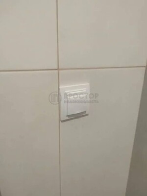 Продам трехкомнатную (3-комн.) квартиру, Александровская ул, 4, Петрово-Дальнее с