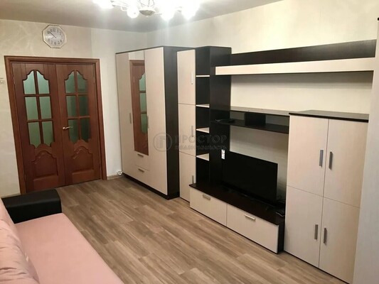 Продам трехкомнатную (3-комн.) квартиру, Новочеркасский б-р, 55, Москва г