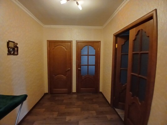 Продам трехкомнатную (3-комн.) квартиру, Новочеркасский б-р, 55, Москва г