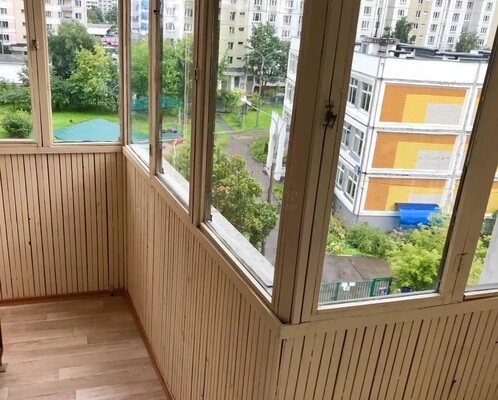Продам трехкомнатную (3-комн.) квартиру, Новочеркасский б-р, 55, Москва г