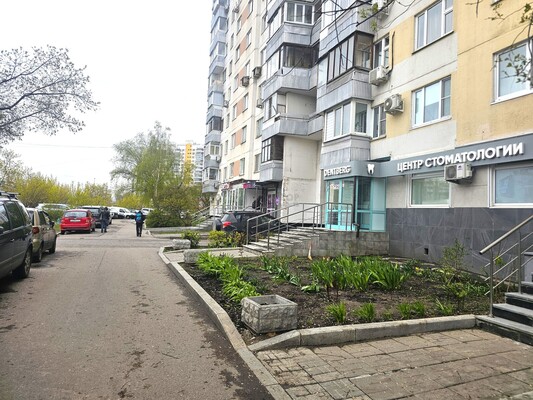 Продам трехкомнатную (3-комн.) квартиру, Новочеркасский б-р, 55, Москва г