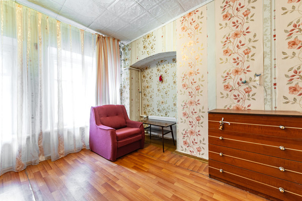Продам комнату в 6-комн. квартире, Чайковского ул, 38/9, Санкт-Петербург г