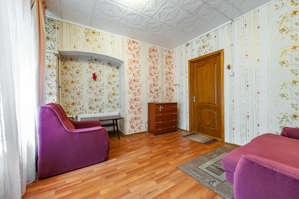 Продам комнату в 6-комн. квартире, Чайковского ул, 38/9, Санкт-Петербург г