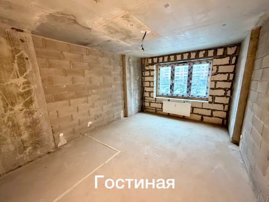 Продам трехкомнатную (3-комн.) квартиру, Петровский б-р, 2к1, Мурино п