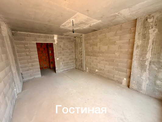 Продам трехкомнатную (3-комн.) квартиру, Петровский б-р, 2к1, Мурино п