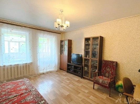 Продам двухкомнатную (2-комн.) квартиру, Наки Исанбета ул, 49, Казань г