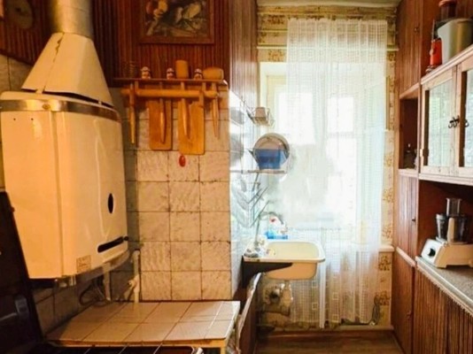 Продам двухкомнатную (2-комн.) квартиру, Наки Исанбета ул, 49, Казань г