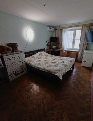 Продам двухкомнатную (2-комн.) квартиру, Веры Слуцкой ул, 38, Колпино г