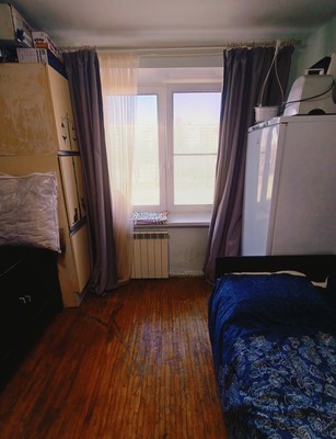 Продам двухкомнатную (2-комн.) квартиру, Веры Слуцкой ул, 38, Колпино г