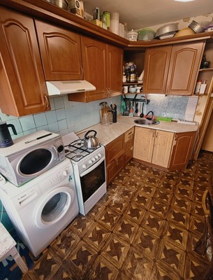 Продам двухкомнатную (2-комн.) квартиру, Веры Слуцкой ул, 38, Колпино г