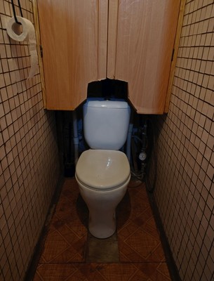 Продам двухкомнатную (2-комн.) квартиру, Веры Слуцкой ул, 38, Колпино г