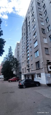 Продам двухкомнатную (2-комн.) квартиру, Веры Слуцкой ул, 38, Колпино г