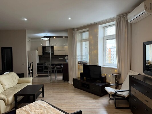 Продам однокомнатную (1-комн.) квартиру, Петрозаводская ул, 15к5, Москва г