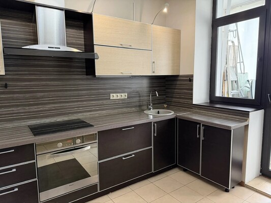 Продам однокомнатную (1-комн.) квартиру, Петрозаводская ул, 15к5, Москва г