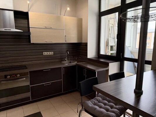 Продам однокомнатную (1-комн.) квартиру, Петрозаводская ул, 15к5, Москва г
