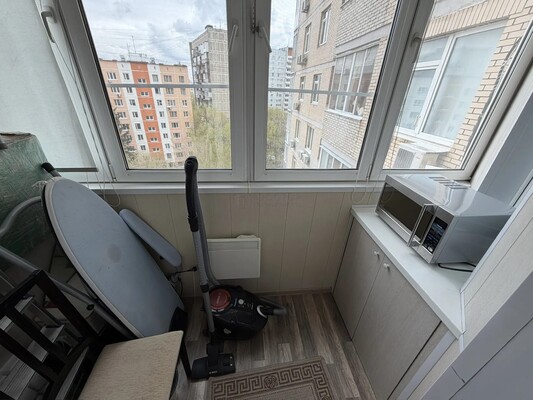 Продам однокомнатную (1-комн.) квартиру, Петрозаводская ул, 15к5, Москва г