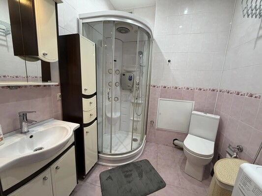 Продам однокомнатную (1-комн.) квартиру, Петрозаводская ул, 15к5, Москва г