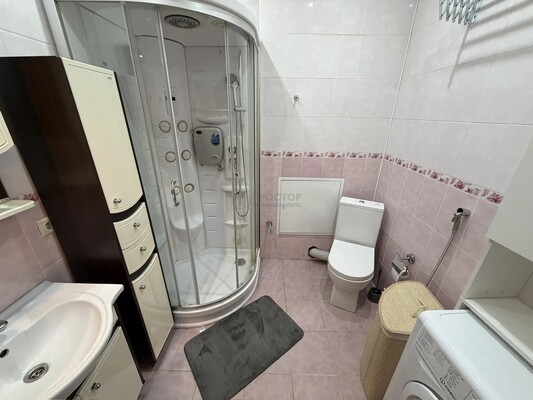 Продам однокомнатную (1-комн.) квартиру, Петрозаводская ул, 15к5, Москва г
