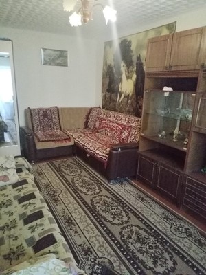 Сдам двухкомнатную (2-комн.) квартиру, 50 лет Октября ул, 7, Алексин г