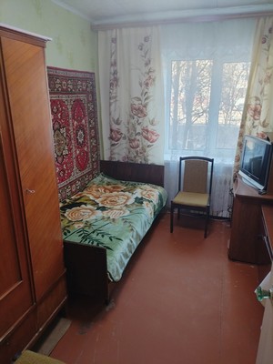 Сдам двухкомнатную (2-комн.) квартиру, 50 лет Октября ул, 7, Алексин г