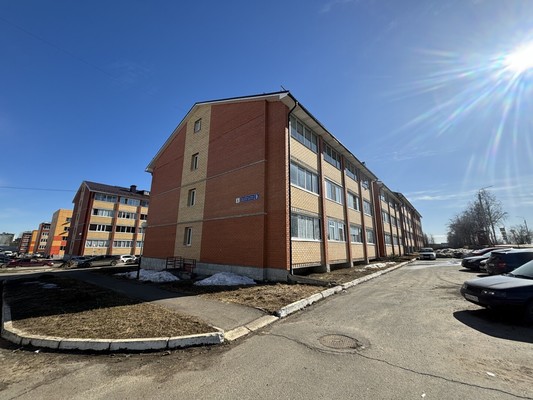 Продам однокомнатную (1-комн.) квартиру, Панева ул, 9, Сыктывкар г