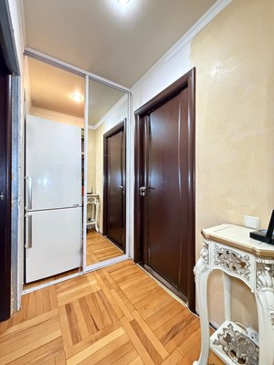 Продам двухкомнатную (2-комн.) квартиру, Ватутина ул, 19, Нальчик г