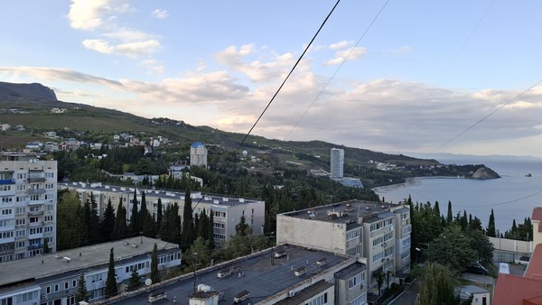 Продам двухкомнатную (2-комн.) квартиру, Фрунзенское шоссе ул, 6, Партенит пгт