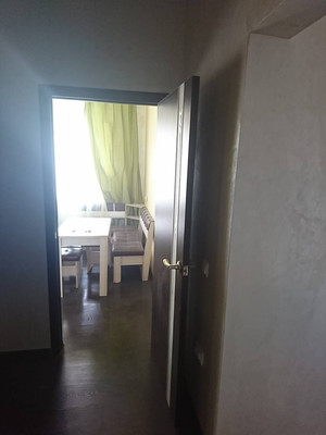 Продам двухкомнатную (2-комн.) квартиру, Домбайская ул, 12, Краснодар г