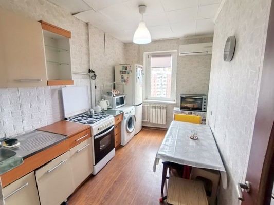 Продам многокомнатную квартиру, Ленина ул, 171, Анапа г