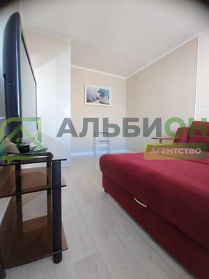Сдам однокомнатную (1-комн.) квартиру, Сибирская ул, 102, Томск г