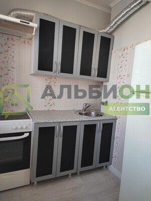 Сдам однокомнатную (1-комн.) квартиру, Сибирская ул, 102, Томск г