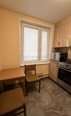 Продам двухкомнатную (2-комн.) квартиру, Самаркандский б-р, 6к2, Москва г