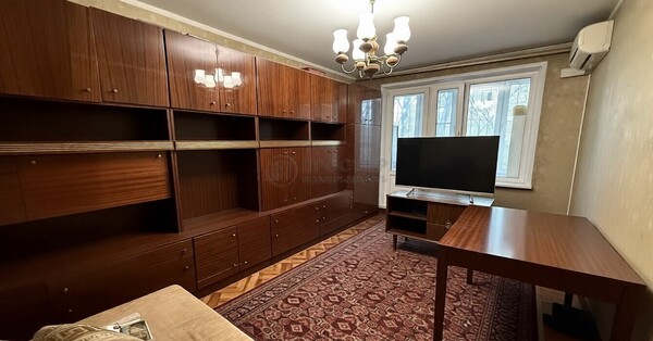 Продам двухкомнатную (2-комн.) квартиру, Самаркандский б-р, 6к2, Москва г