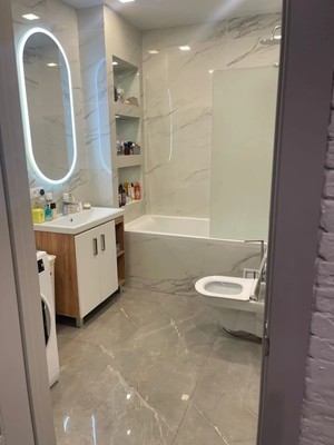 Продам двухкомнатную (2-комн.) квартиру, Старокубанская ул, 137/1к1, Краснодар г