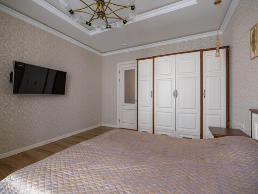 Продам многокомнатную квартиру, Маломосковская ул, 14, Москва г