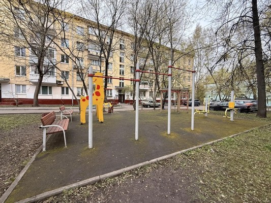 Сдам двухкомнатную (2-комн.) квартиру, Кондратюка ул, 8, Москва г