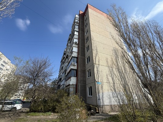Продам однокомнатную (1-комн.) квартиру, Тепличная ул, 2, Воронеж г