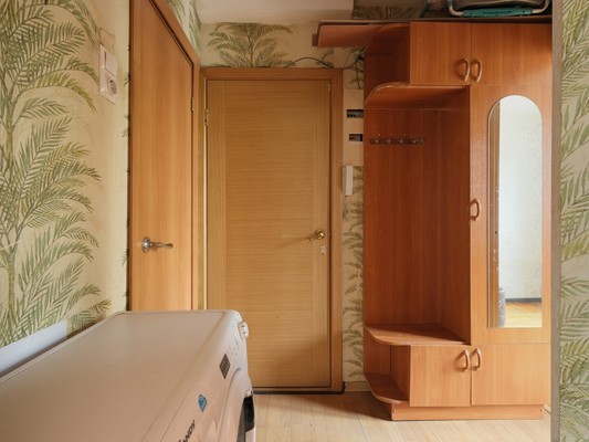Продам трехкомнатную (3-комн.) квартиру, Подводника Кузьмина ул, 27А, Санкт-Петербург г