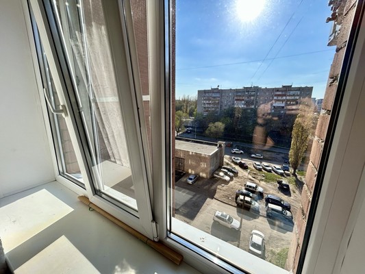 Продам комнату в 8-комн. квартире, Шишкова ул, 4а, Воронеж г