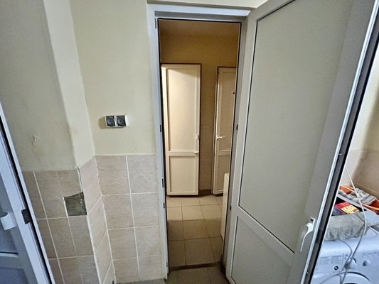 Продам комнату в 8-комн. квартире, Шишкова ул, 4а, Воронеж г