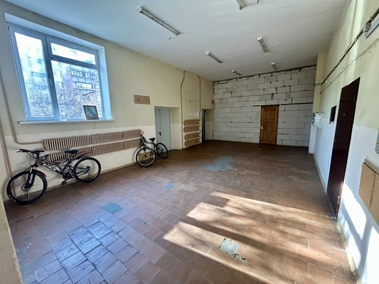 Продам комнату в 8-комн. квартире, Шишкова ул, 4а, Воронеж г
