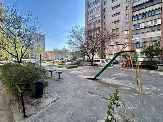 Продам комнату в 8-комн. квартире, Шишкова ул, 4а, Воронеж г