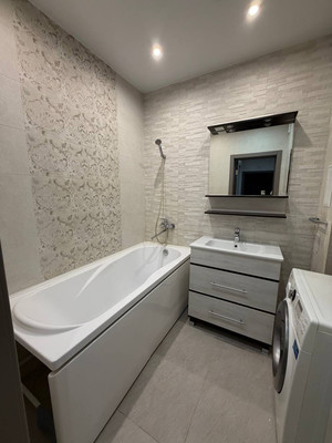 Продам двухкомнатную (2-комн.) квартиру, Байкальская ул, 346/1, Иркутск г