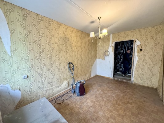 Продам трехкомнатную (3-комн.) квартиру, Пограничная ул, 28, Находка г