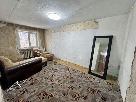 Продам трехкомнатную (3-комн.) квартиру, Пограничная ул, 28, Находка г