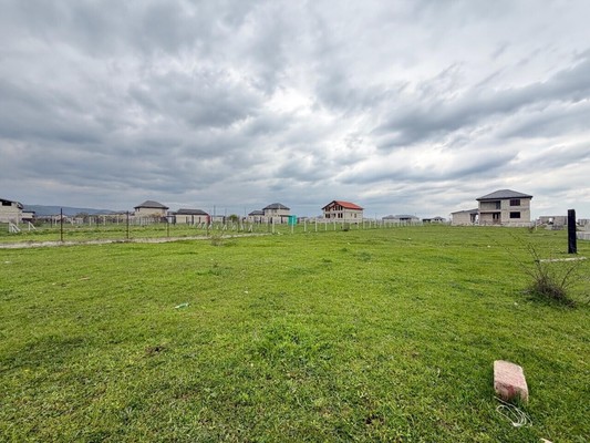 Продам участок 10 соток, ИЖС, Мира ул, Шалушка с, 0 км от города