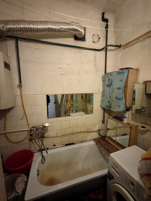 Продам комнату в 3-комн. квартире, Ленинградское шоссе ул, 2, Кузьмоловский гп