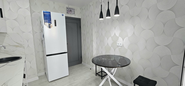 Продам двухкомнатную (2-комн.) квартиру, Командорская ул, 15, Краснодар г